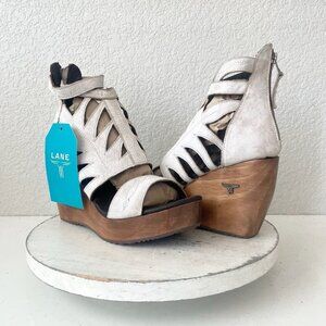 Lane Boots BECCA Wedges Womens 9.5 Western Cowgirl White Wooden Heeled Sandals
